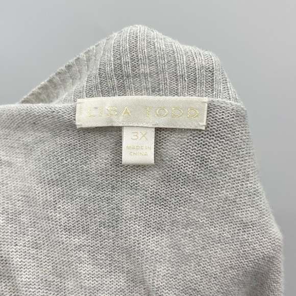 Lisa Todd Blue Sequin Elbow Patch Gray
Cotton Sweater - Picture 5 of 6